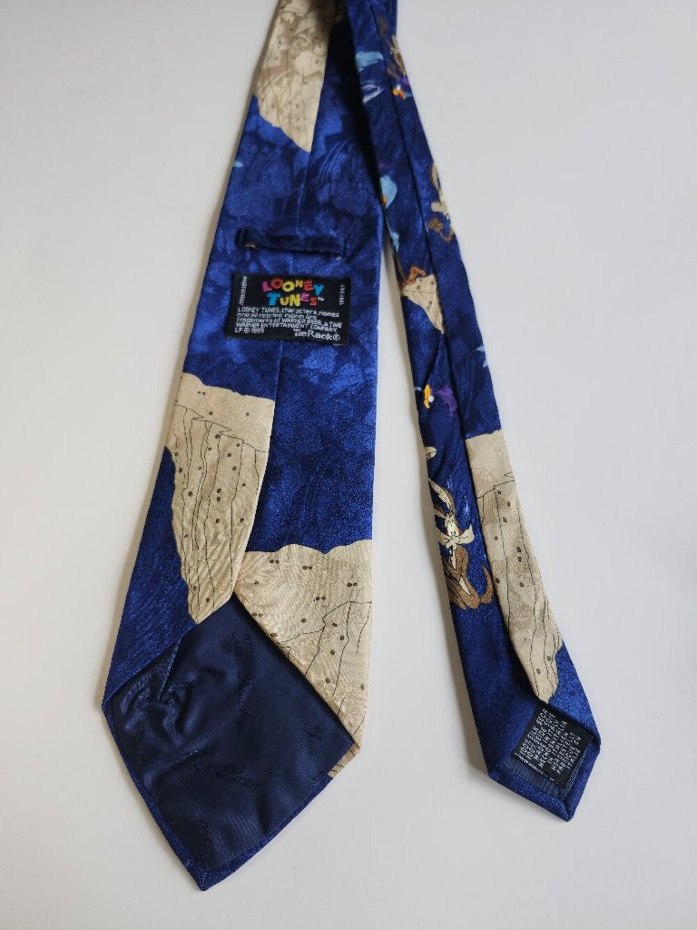 Vintage Looney Tunes Blue Tie Wile E Coyote + Roadrunner 1995 100% Silk - Picture 4 of 8